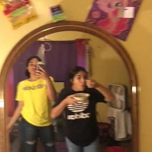 Meet your Posher, Joelina